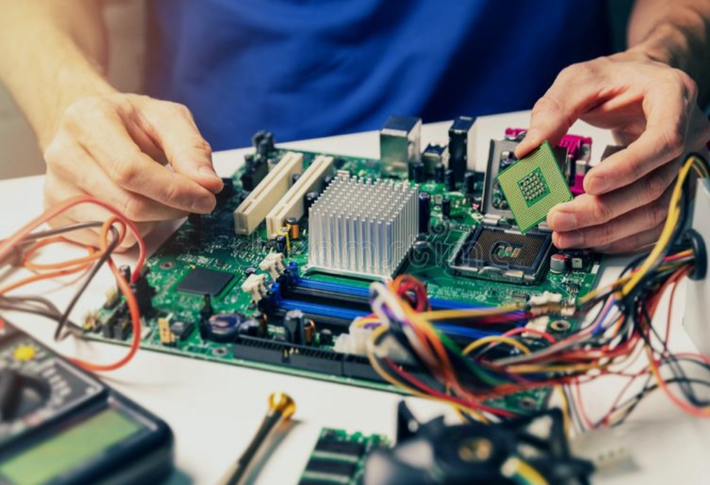 Diploma In Computer Hardware And Networking 