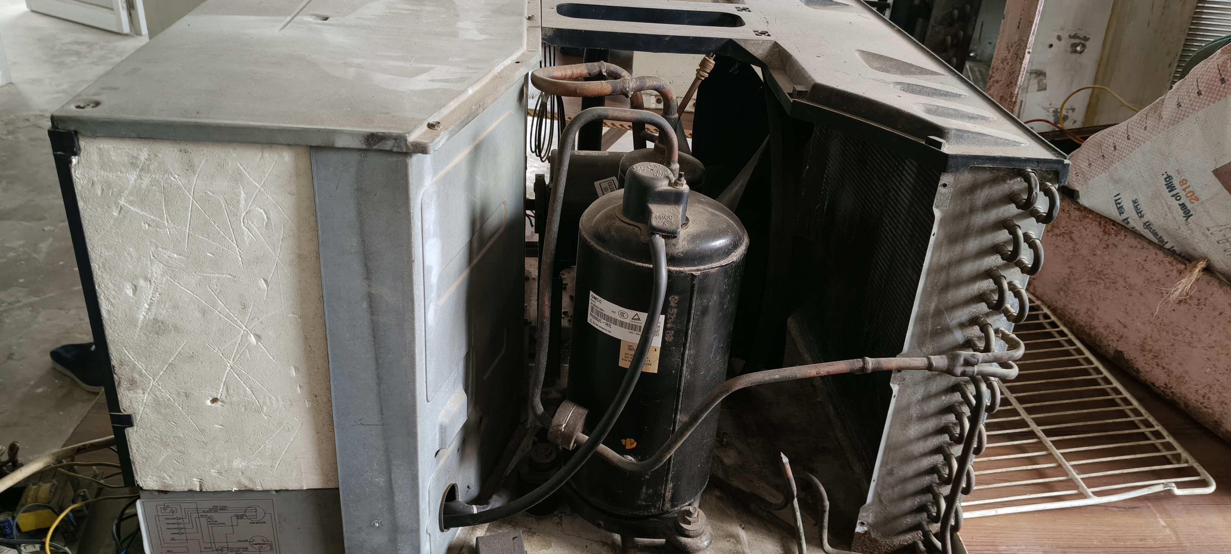 Diploma in Refrigertion & Air Conditioner (D.R.A.) with H.V.A.C